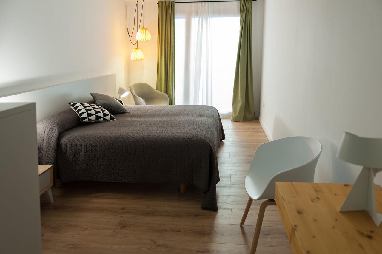 Hotel Casa Del Castell à Mora d'Ebre Extérieur photo